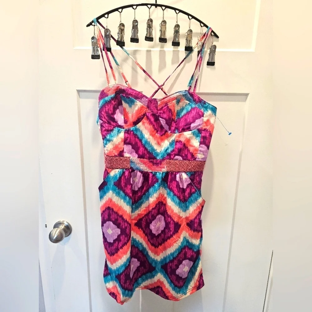 American Eagle Strappy Chevron Mini Dress Size 4 Purple Pink Festival Boho